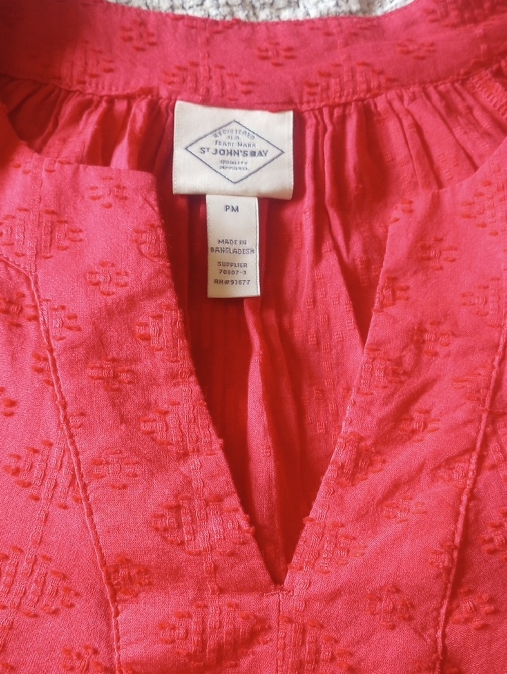 Red Cotton Textured Top - Picture 7 of 8